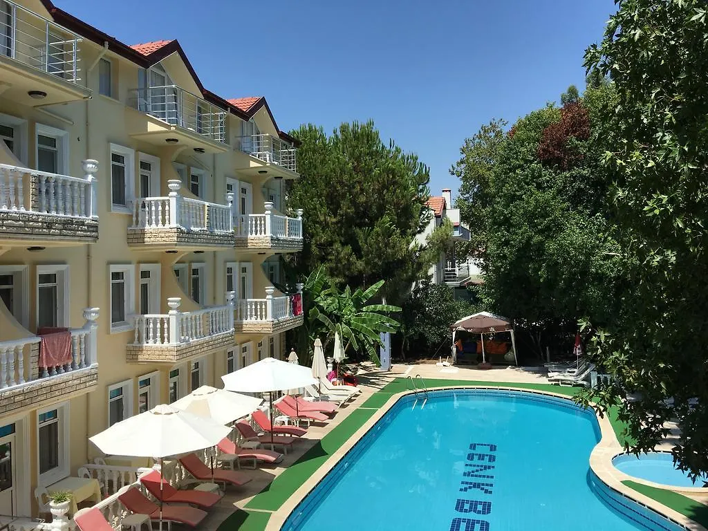 Cenk Bey Hotel Fethiye 3*,